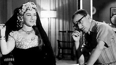 يوم المرأة المصرية.. شويكار انتصرت للمصريات على نساء 5 قارات