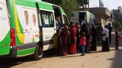 بينها تنظيم الأسرة.. الصحة تطلق 12 قافلة طبية مجانية بالمحافظات لمدة يومين