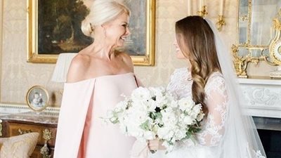 مع فرح ابنتك.. أخفي «ديفوهات» جسمك بهذه الفساتين