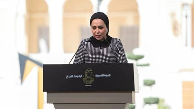 انتصار السيسي: المرأة المصرية منبع التضحية وأيقونة النجاح..صور
