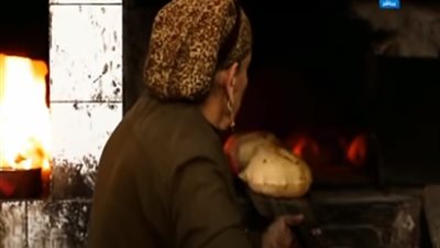 «أم كوثر» بطولة نسائية من نار الفن: «جلبيه جوزي سر قوتي».. فيديو