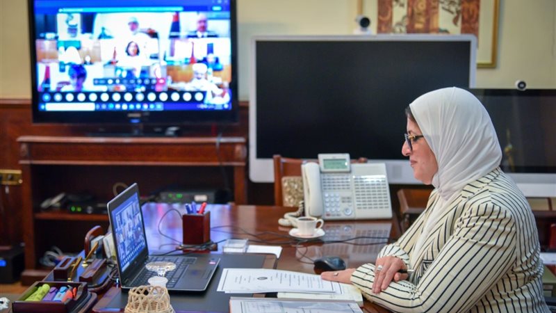وزيرة الصحة