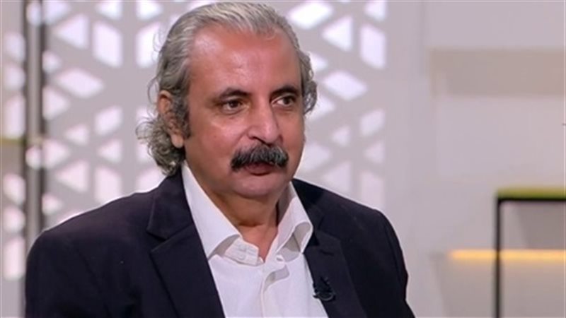 الكاتب والمرخ موفق