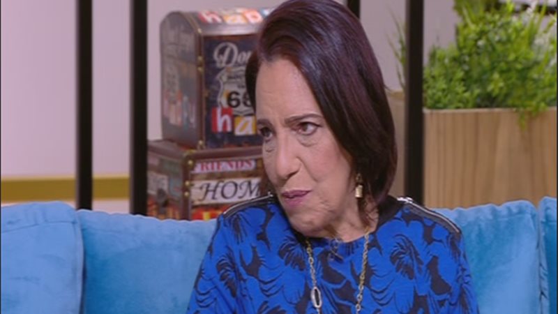 الفنانة عارفة عبد