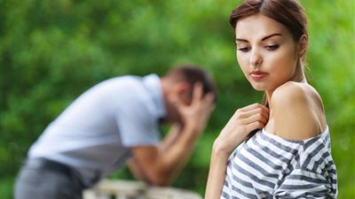 هل من حق المُطلقة الزواج؟.. سيدات: «عيالها هيتشردوا».. وأخريات: «حقها تعيش حياتها»