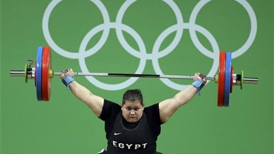 شيماء خلف.. تاريخ حافل بالإنجازات وصدام شديد مع اتحاد رفع الأثقال.. بروفايل