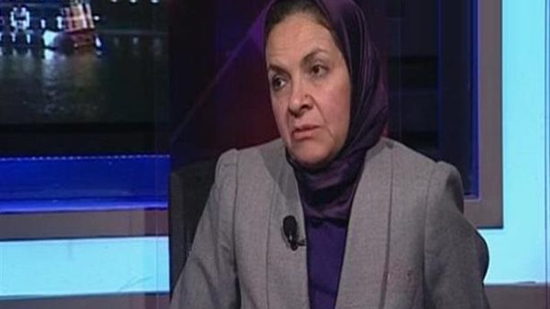 الدكتورة يمنى الحماقى