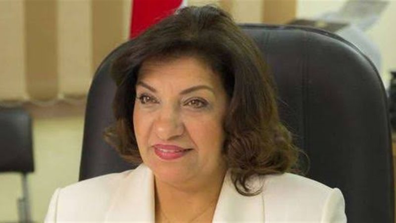 ايفلين متى، عضو مجلس