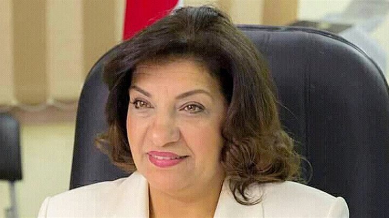 ايفلين متى عضو مجلس