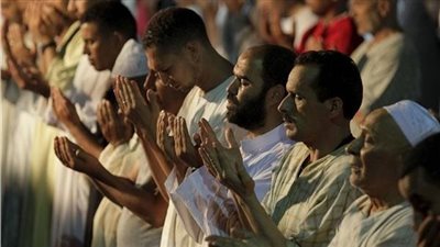 حقيقة إغلاق المساجد.. وحرمان المصلين من التراويح في رمضان 