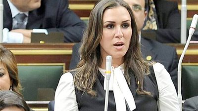 رانيا علواني السمكة الذهبية في السباحة.. وإنجازاتها فخر لمصر (صور)