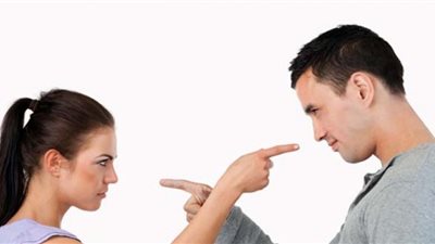 كرهني في الجواز والرجالة.. دينا تطلب الخلع: «مش عايزني أسافر»