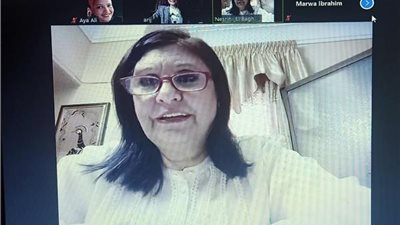 نسرين البغدادي تشيد بالمنح العلمية وندوات تمكين المرأة