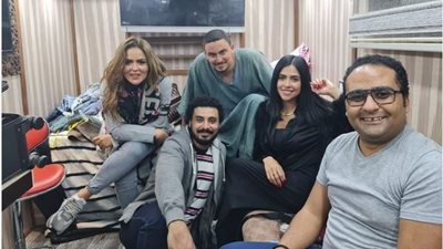 مسلسلات رمضان 2021| زوجة أحمد السقا توجه رسالة لنجلها ياسين من كواليس الملك