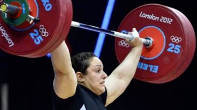 نهلة رمضان.. محطمة أرقام «رفع الأثقال» التى أبعدها المرض