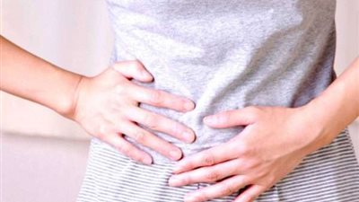 بينهما ورم للمبيض.. احذري من الشعر الزائد في جسمك يسبب أمراضا خطيرة