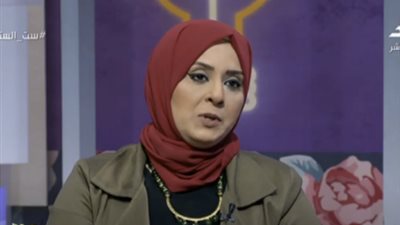 «تبول لا إرادي وكراهية للأبد».. خبير يكشف عواقب ختان الإناث.. فيديو