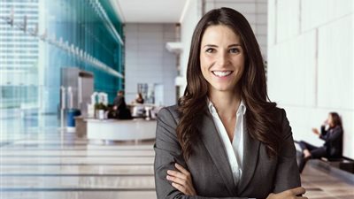 طريقة تكوين الصداقات لدى المرأة «الدلو»