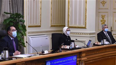 الحكومة تصدر قراراتها بشأن موائد الرحمن والتراويح في رمضان