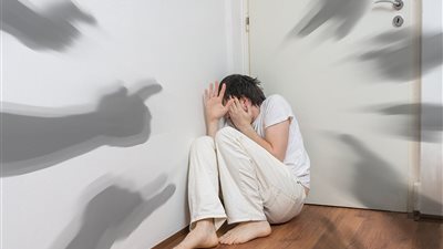 جنون الارتياب.. مرض نفسي صعب التشخيص والعلاج.. تعرفي على أعراضه