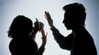 بعد كسر أسنانها.. «فيفي» تشتكي زوجها العاطل: لم أعد قادرة على التحمل (خاص)