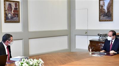 الرئيس السيسي يوجه بتعزيز برامج تحيا مصر لدعم الأسر الأولى بالرعاية