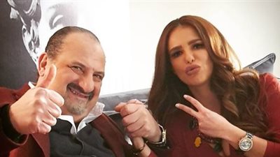 مسلسلات رمضان 2021| دنيا عبد العزيز عن خالد الصاوي في «اللي مالوش كبير»: فنان مميز