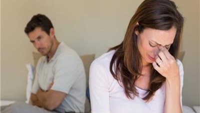 زوجة تصرخ أمام محكمة الأسرة تطلب الخلع: «معيشني مسلسل البخيل وأنا»