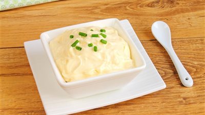 طريقة عمل الثومية السوري في المنزل استعدادًا لرمضان 