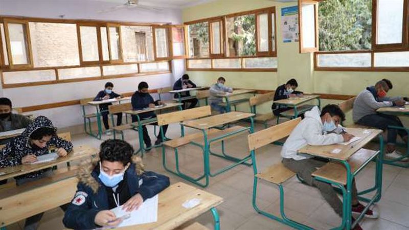 الامتحانات الشهرية