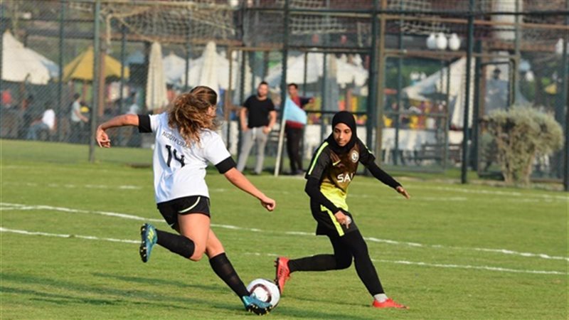 دوري الكرة النسائية
