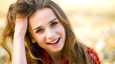 أسرار المراهقات.. طبيبة نفسية تكشف الستار للأمهات عن حياتهن