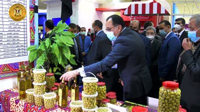 «بتخفيضات 28%».. رئيس الوزراء يفتتح معرض «أهلا رمضان 2021»