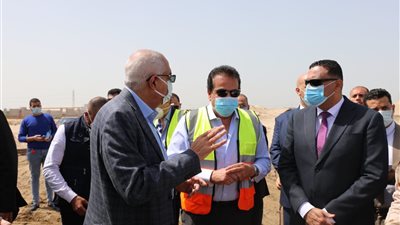 وزير التعليم العالي يكشف فوائد جامعة المنصورة الأهلية.. تعرفي عليها