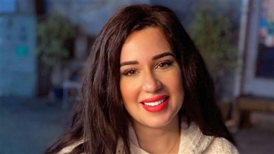 3 مؤشرات وراء انفصال أسما شريف منير عن زوجها 