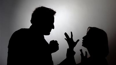 متى تكون الزوجة ناشزاً ؟.. مستشارة قانونية ترد