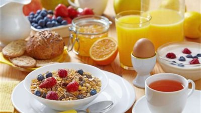 4 أطعمة للسحور تمنع العطش في نهار رمضان 2021.. البرتقال أشهرها