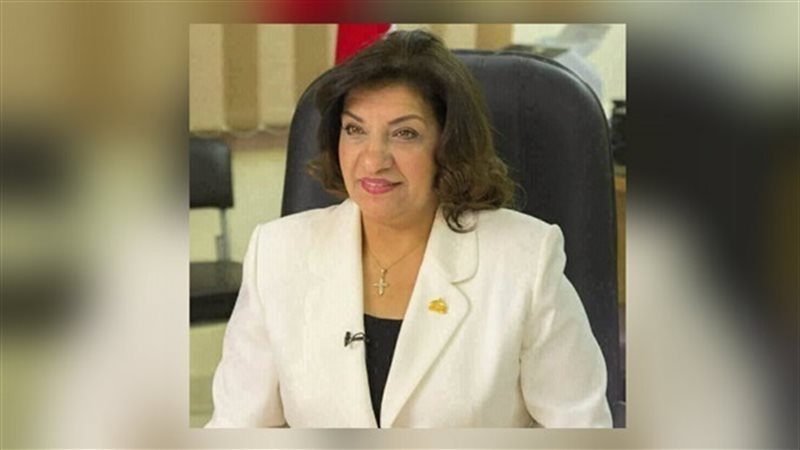 إيفلين متي عضوة مجلس