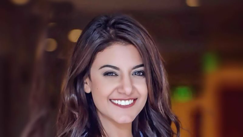 الفنانة ياسمين علي