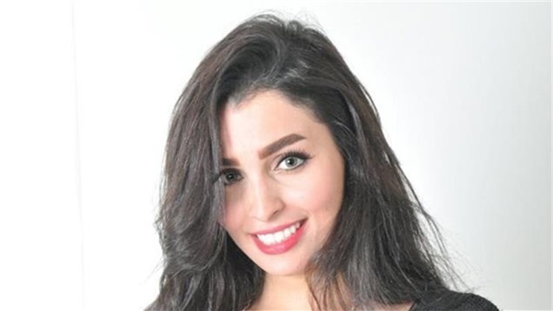 الفنانة ليلى حسين