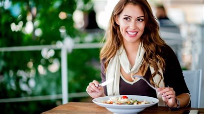 الطعام الأخضر درع الأمان من كورونا.. والسر في «الوسابي»