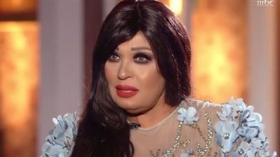 فيفي عبده من المستشفي : «حسبي الله في اللي كان السبب » (فيديو)