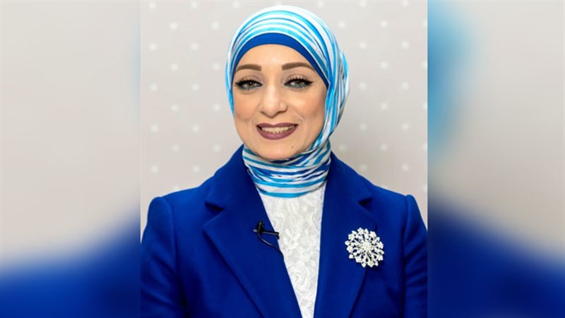 خبيرة الاتيكيت رحاب