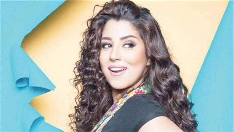 الفنانة آيتن عامر