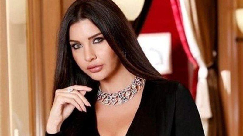 الفنانة اللبنانية