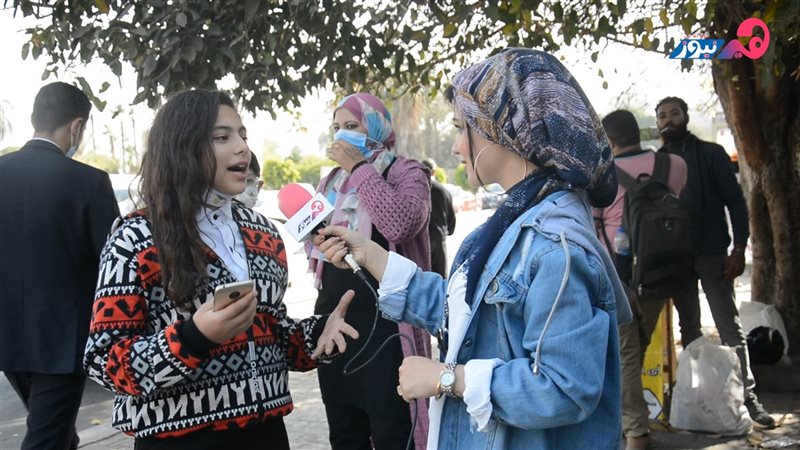 بتعمل إيه في أول