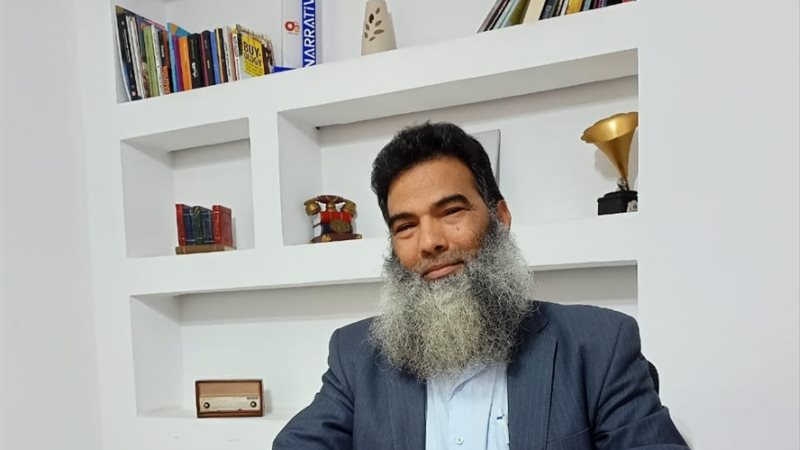 الدكتور محمد عمر