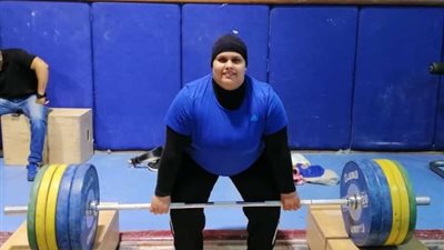 بطلة رفع الأثقال تحكي كواليسها مع أول يوم رمضان (خاص)
