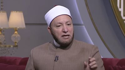 أعانى من نزيف مستمر.. هل صومي صحيح؟ داعية يجيب (فيديو)