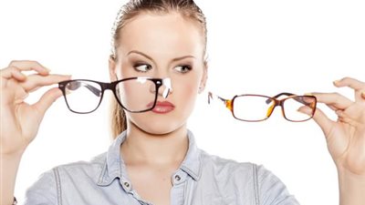 لـ«النساء».. لو وجهك صغير إيه هي النظارة المناسبة له؟ 